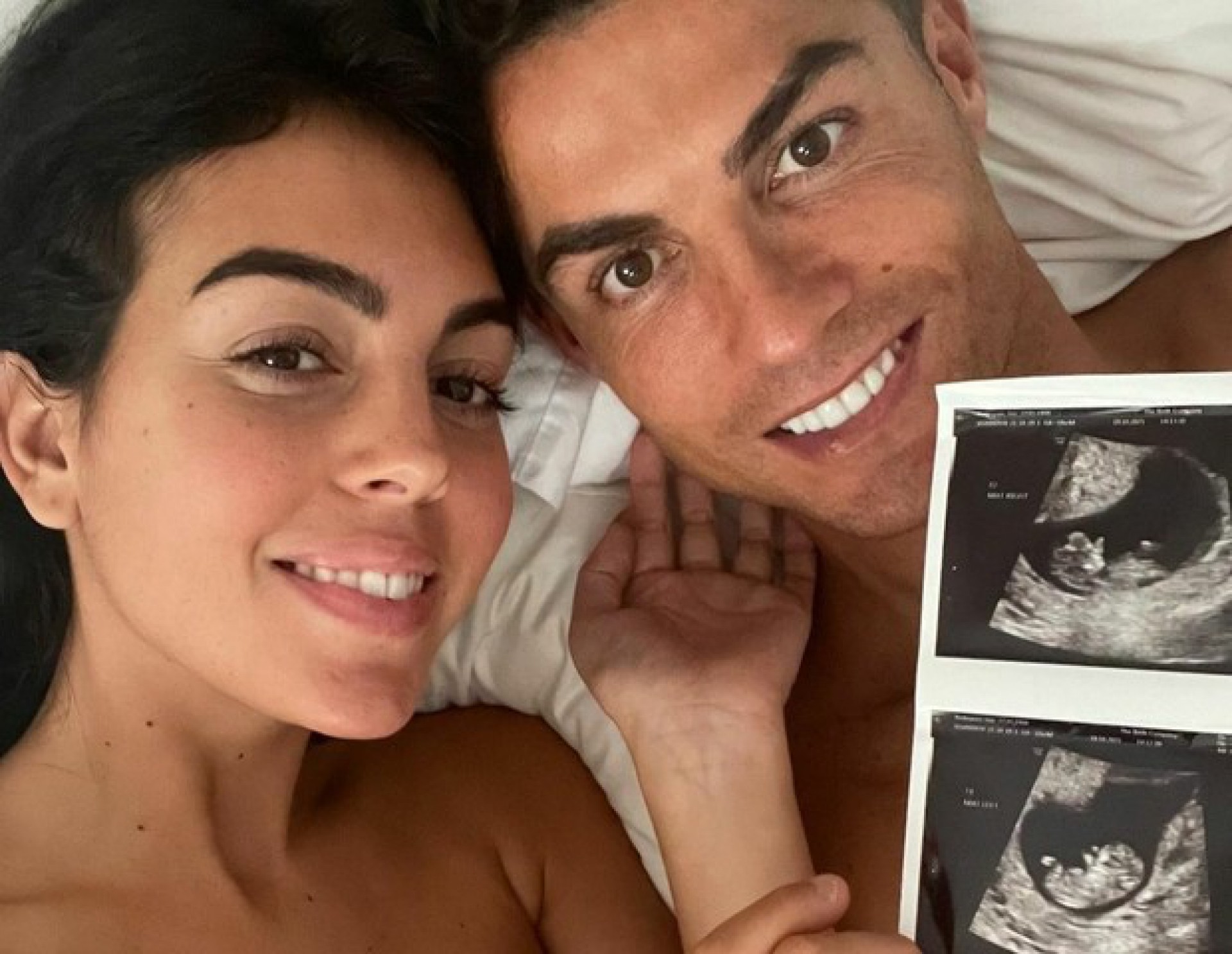 Georgina Rodrigues e Cristiano Ronaldo estão esperando gêmeos - Reprodução Internet