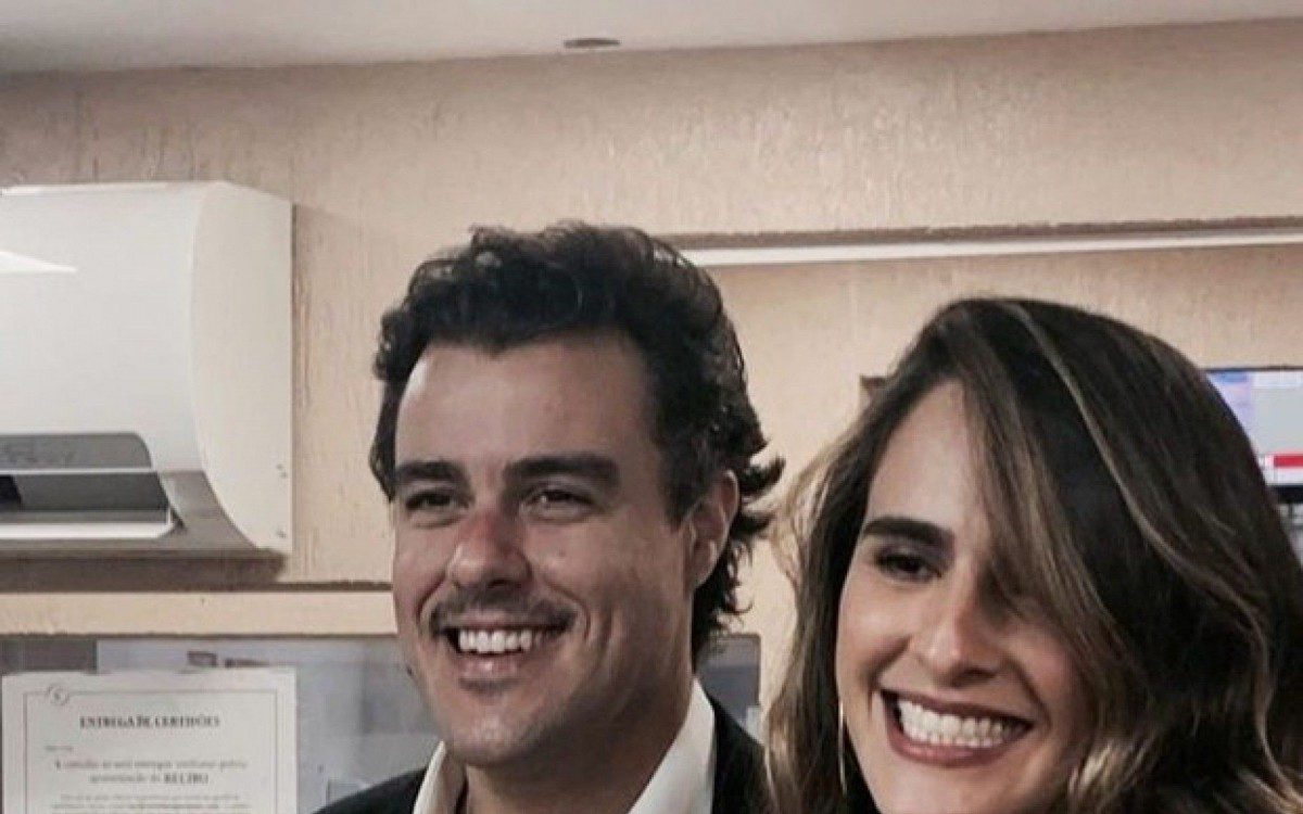 Joaquim Lopes e Marcella Fogaça se casaram na noite desta quinta-feira