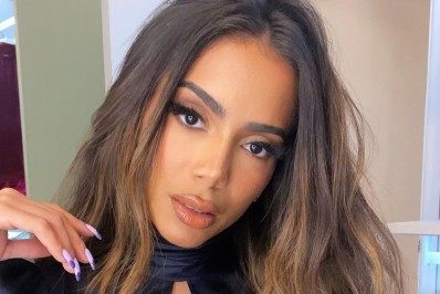 Anitta anima fãs ao divulgar suposto teaser de novo lançamento: 'Quero já'
