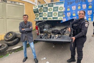 Perseguição com tiroteio em Belford Roxo, termina com traficante morto, dois presos e policial ferido