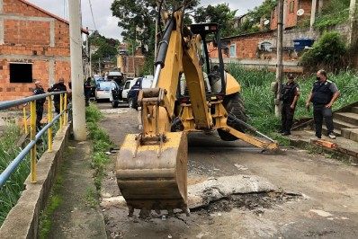 Ação remove bloqueios montados pelo tráfico de drogas em Volta Redonda