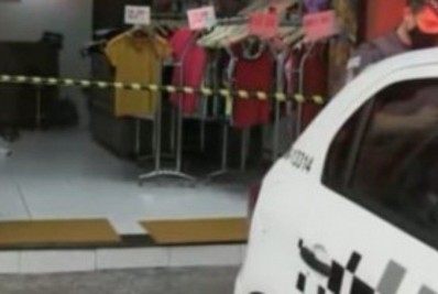 Suspeito faz disparos em loja no centro de SP e é atingido por policial