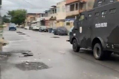 Polícia Militar realiza operação na comunidade da Kelson's