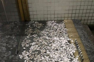 Polícia Militar apreende mais de mil pinos de cocaína em Guapimirim