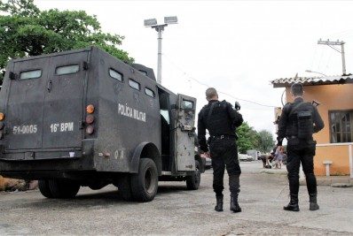 PM busca suspeitos de explorar serviços de TV e internet na Kelson's