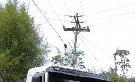 Operação Foco apreende cerca de 1.700 pneus e 35 mil litros de combustível em situação irregular - Divulgação