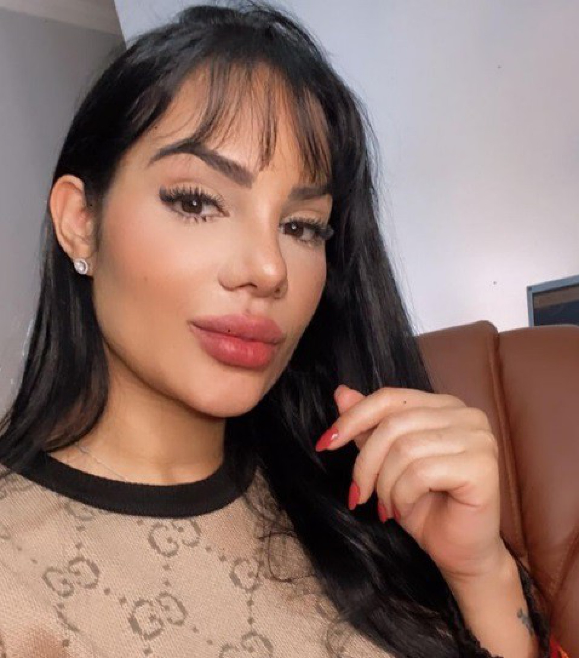 Ex-BBB Mayara Motti sorteia carro e quase um ano depois ganhadora ainda não recebeu o prêmio - Reprodução Internet