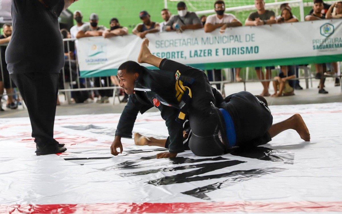 Atletas disputam o  cintur&atilde;o do WarZone