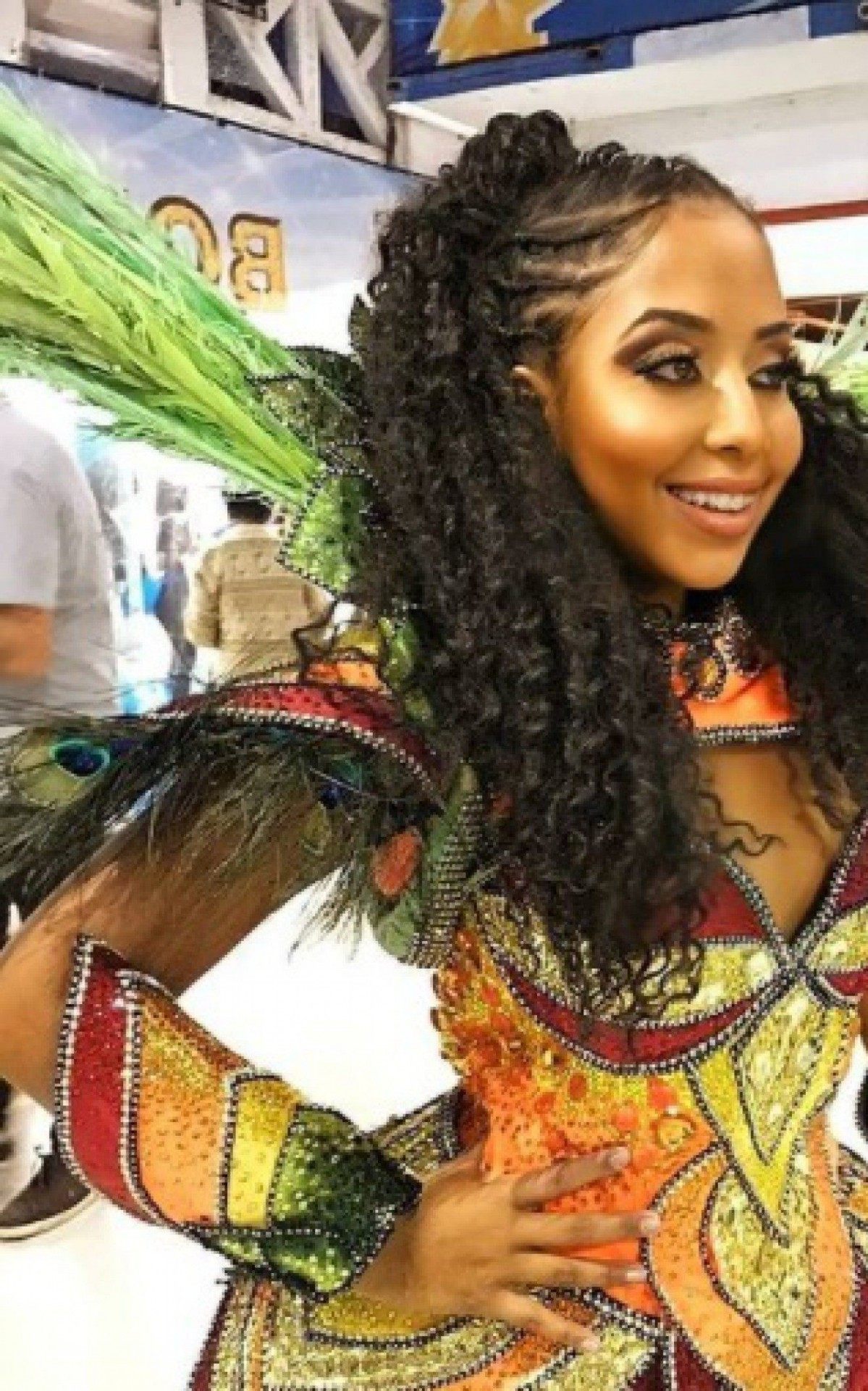 Nas redes sociais, Kianne mostrava paix&atilde;o pela Beija-Flor 