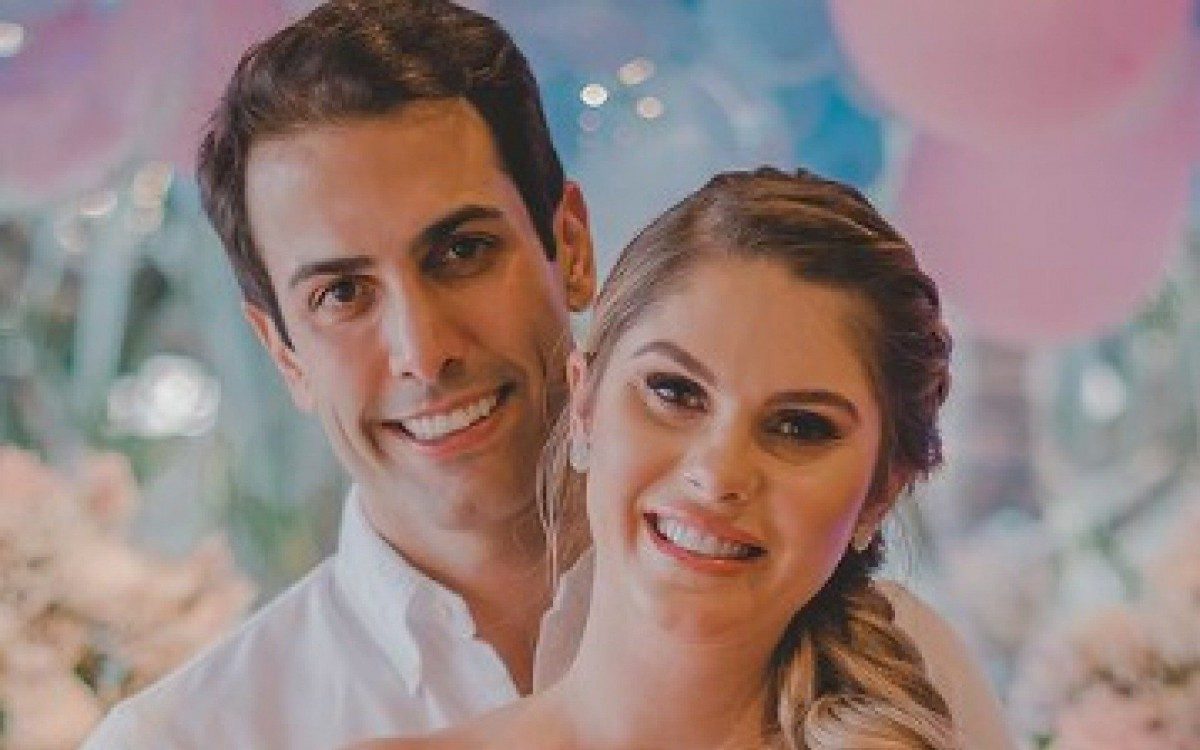 B&aacute;rbara Evans e Gustavo 