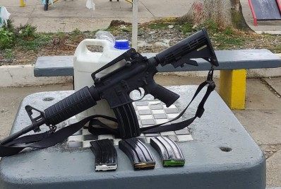 Ação da PM apreende fuzil na Vila Delgado em Barra Mansa