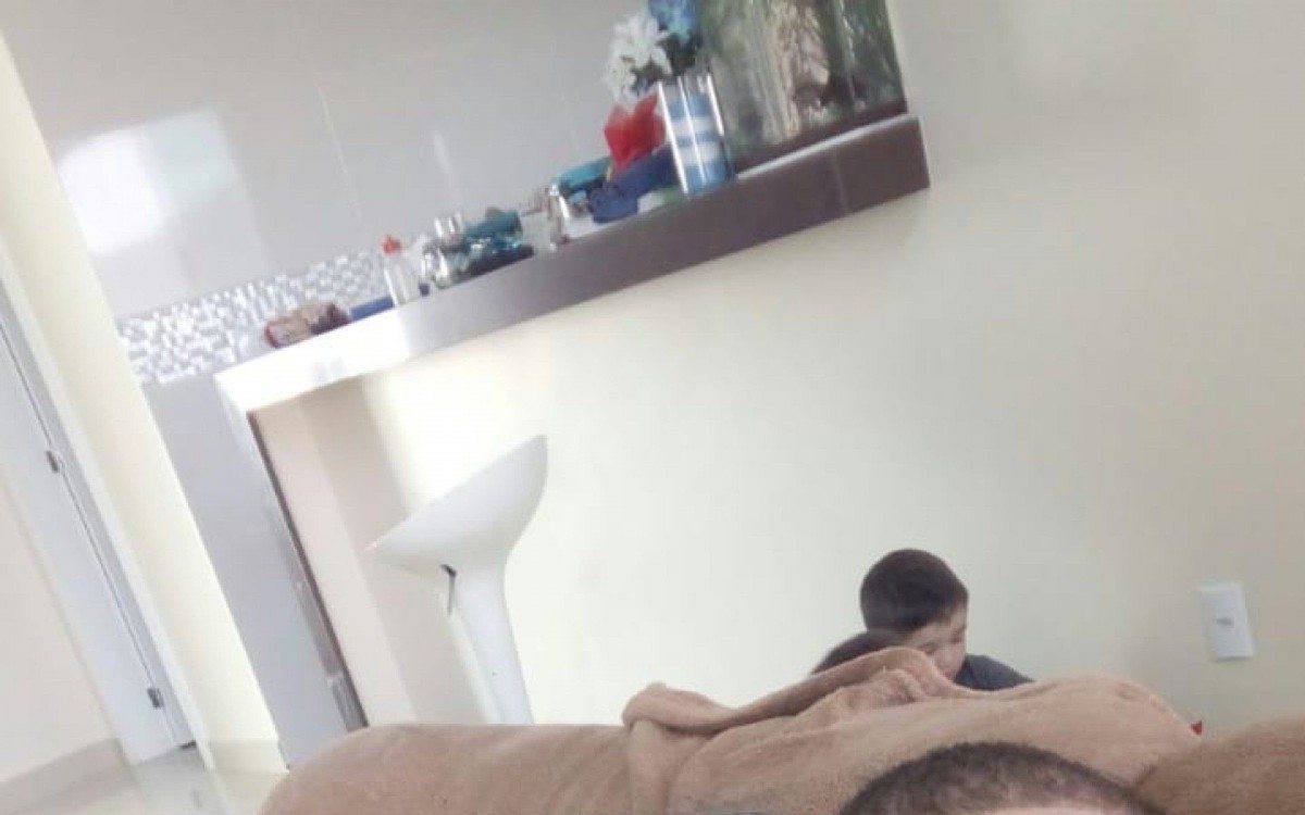 Mãe e filho foram mortos a tiros na Zona Norte. Na foto, Geilza Alves, 51, e Alan, 27