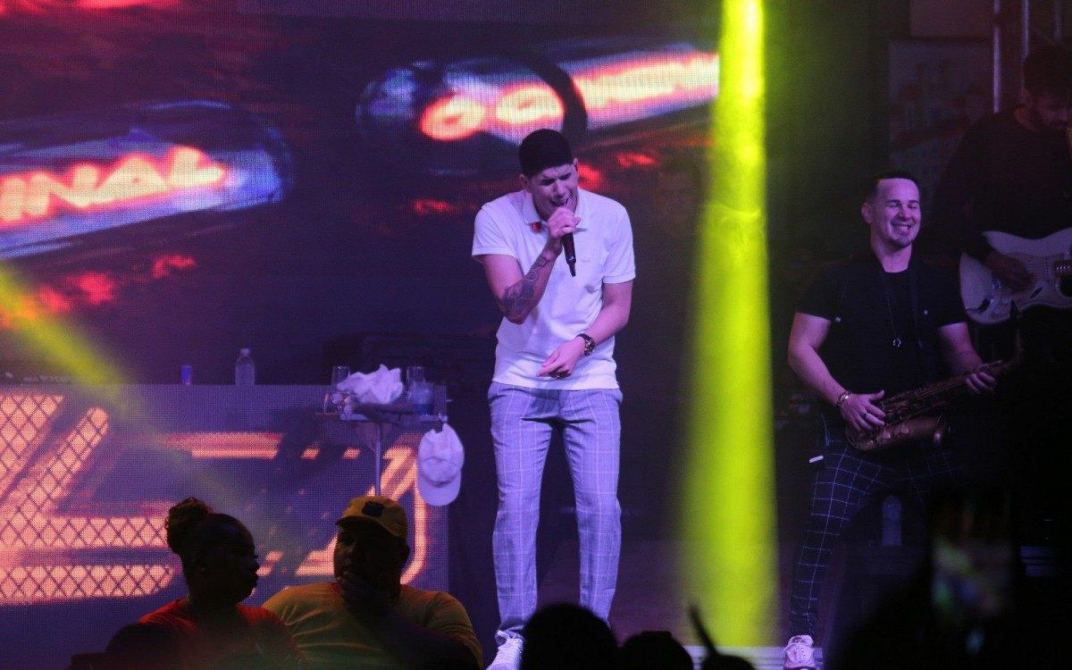 Z&eacute; Vaqueiro - Ag. News