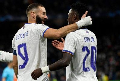 Vinicius Jr e Benzema brilham e Real Madrid vence na Liga dos Campeões