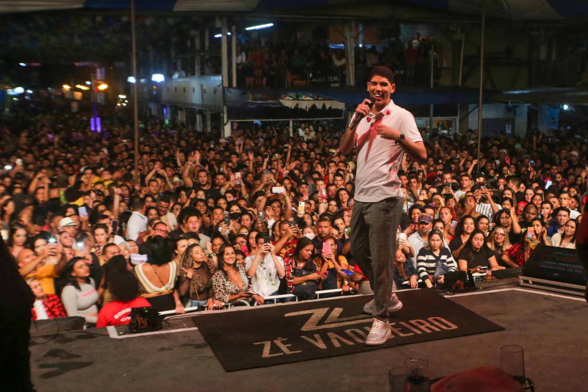 Zé Vaqueiro se apresenta na Feira de São Cristóvão na madrugada de terça-feira - Ag. News