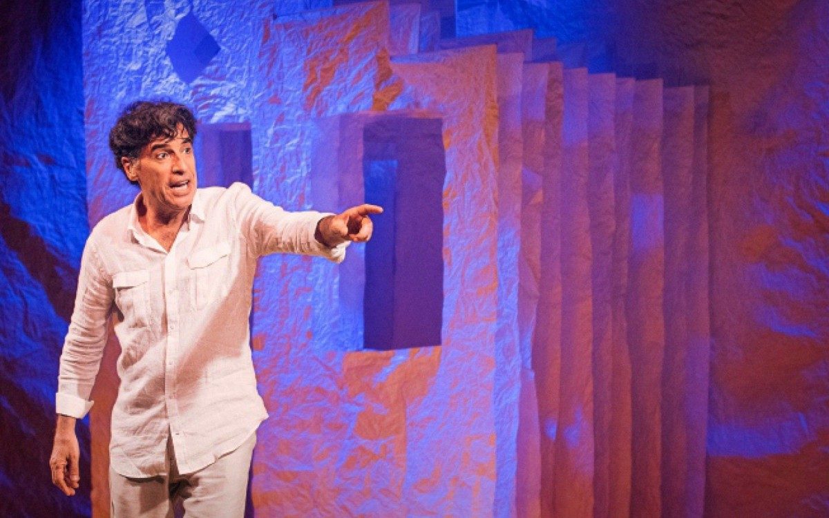 O consagrado artista Paulo Betti, vai se apresentar com o monólogo: 