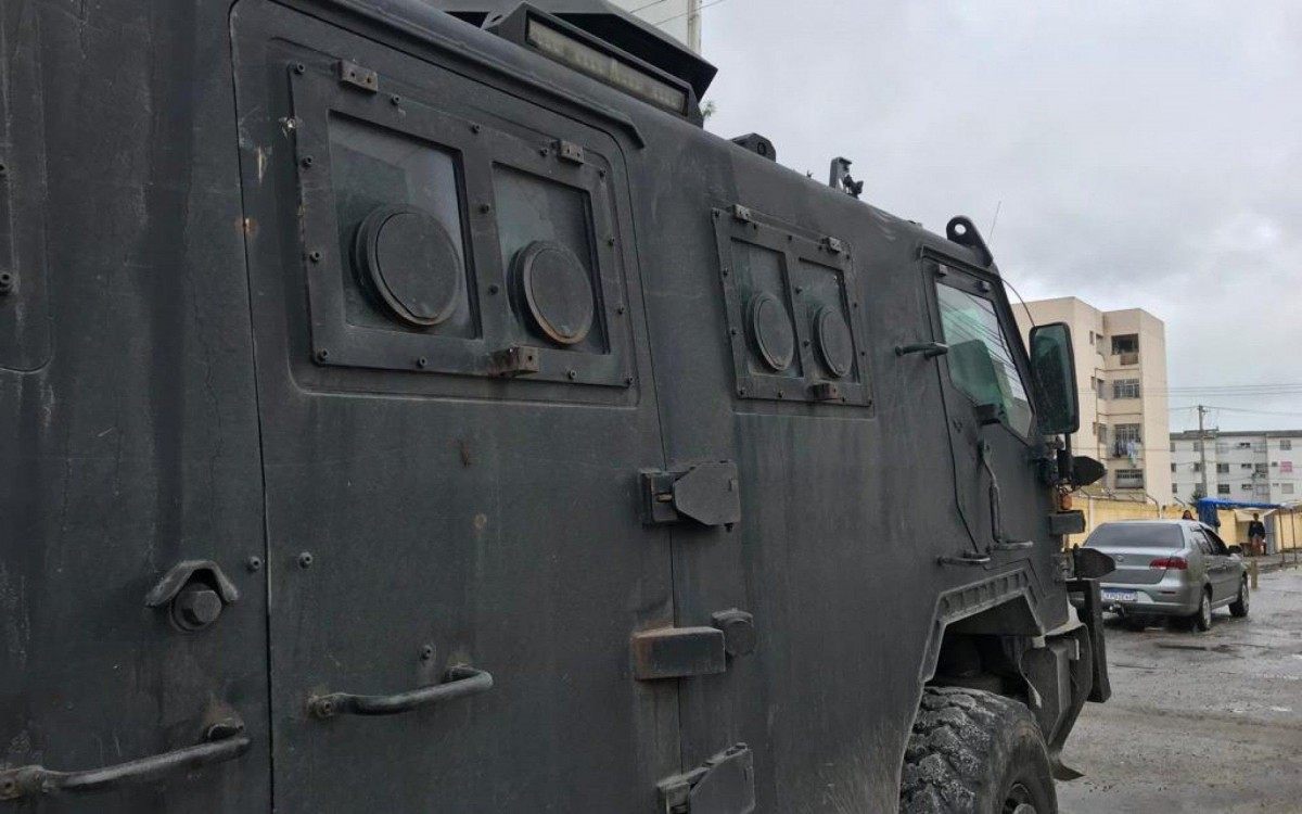 Opera&ccedil;&atilde;o da Pol&iacute;cia Civil visa prender traficantes do Comando Vermelho que atuam em comunidade de S&atilde;o Gon&ccedil;alo