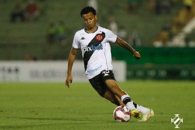 Sonho acabou? Após derrota, Vasco vê chance de acesso despencar