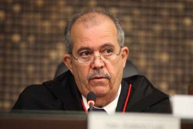 PF faz buscas em gabinete de desembargador da Justiça de Alagoas