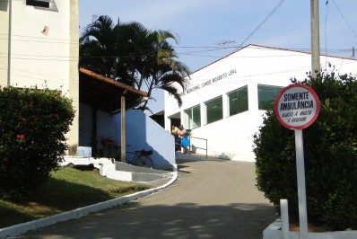 Homem é baleado em Maricá