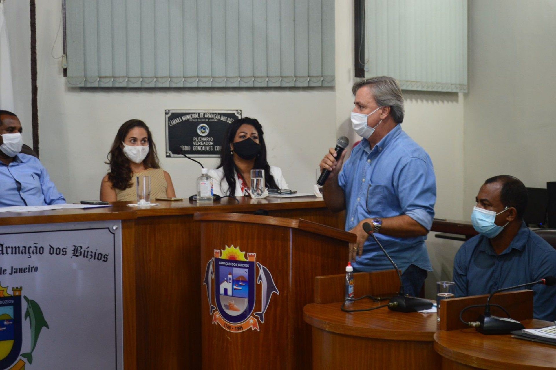 Prefeito Alexandre Martins participou da audi&ecirc;ncia p&uacute;blica na C&acirc;mara que trata da estadualiza&ccedil;&atilde;o da escola municipal Paulo Freire  - Ronald Pantoja 