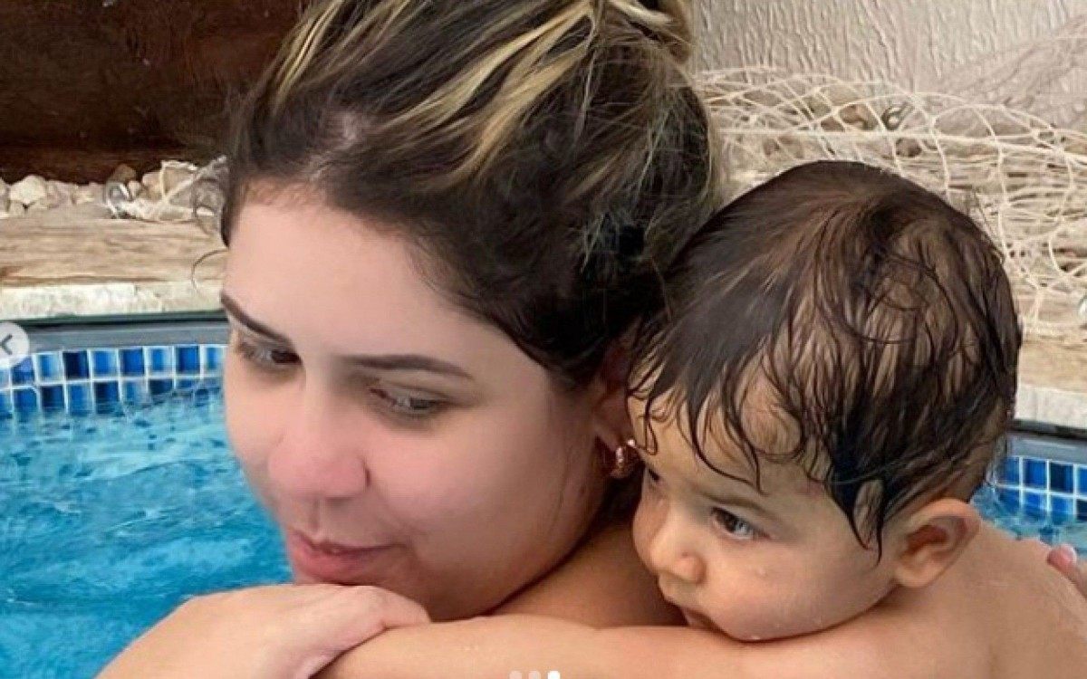 Marília Mendonça e o filho, Leo