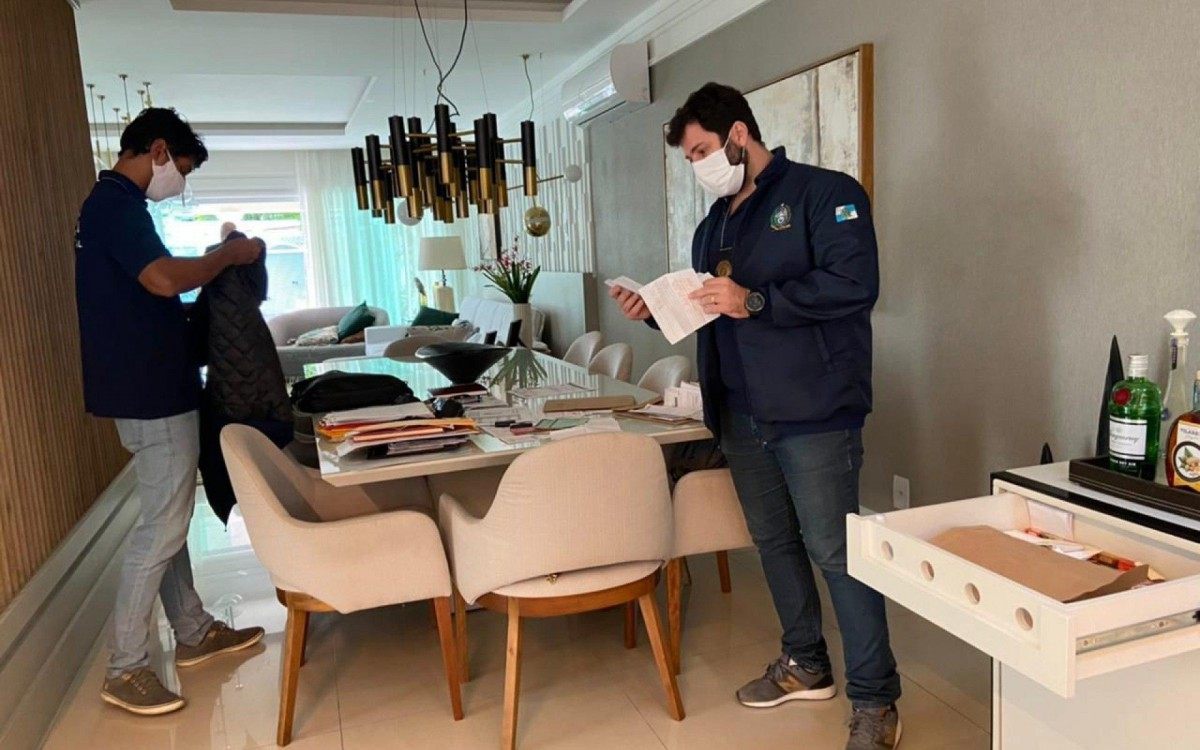 Pol&iacute;cia Civil, Minist&eacute;rio P&uacute;blico e Secretaria de Fazenda realizam 'Opera&ccedil;&atilde;o Finito', contra grupo suspeito de sonegar mais de R$ 200 milh&otilde;es no segmento atacadista de alimentos