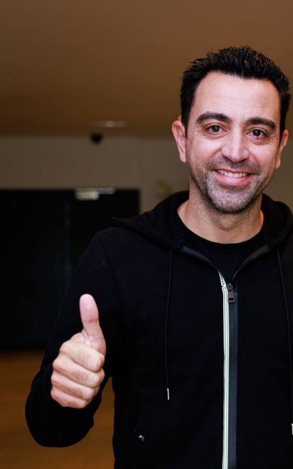 Xavi destaca oportunidade no Barcelona como 'maior desafio da carreira'
