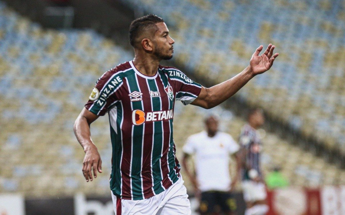 Rio de Janeiro - 06/11/2021 - Maracanã..Fluminense enfrenta Sport esta noite no Maracanã pela 30ª rodada do Campeonato Brasileiro 2021..FOTO: LUCAS MERÇON / FLUMINENSE F.C....IMPORTANTE: Imagem destinada a uso institucional e divulgação, seu.uso comercial está vetado incondicionalmente por seu autor e o.Fluminense Football Club.É obrigatório mencionar o nome do autor ou.usar a imagem....IMPORTANT: Image intended for institutional use and distribution..Commercial use is prohibited unconditionally by its author and.Fluminense Football Club. It is mandatory to mention the name of the.author or use the image....IMPORTANTE: Imágen para uso solamente institucional y distribuición. El.uso comercial es prohibido por su autor y por el Fluminense Football.Club. És mandatório mencionar el nombre del autor ao usar el imágen.