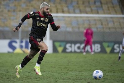 Jornalista critica desempenho do Flamengo e alerta: 'Impressiona a falta de ideias'