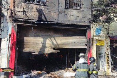Incêndio em prédio comercial, na Zona Sul de São Paulo, mobiliza 14 viaturas