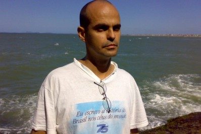 Nilopolitano traz técnica de transplante capilar contra calvície da Turquia e Estados Unidos