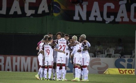 Atropelo do Flamengo em cima do São Paulo de Ceni rende memes na