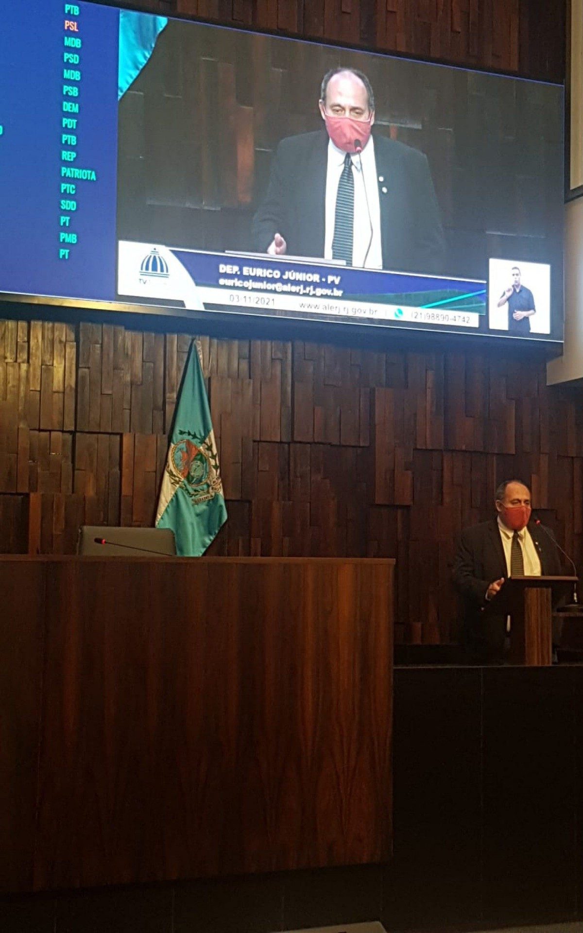 Eurico em seu discurso na Alerj