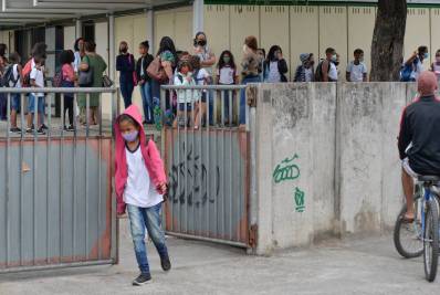 Prefeitura instala alarmes para conter furtos em escola da Zona Oeste