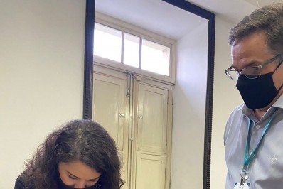 Cantora e escritora de Niterói vira programa do Museu da Imagem e Som