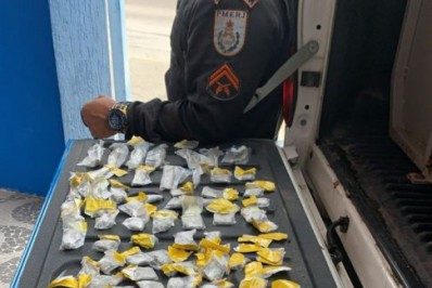 Três homens são presos por tráfico de drogas em Cabo Frio