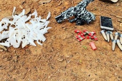 PM apreende material do tráfico no bairro Açude em Volta Redonda