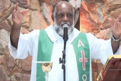 Padre é afastado suspeito de abusar sexualmente de mulheres 