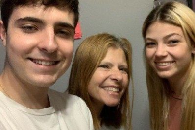 Filho de Gugu Liberato comemora aniversário sem a presença das irmãs