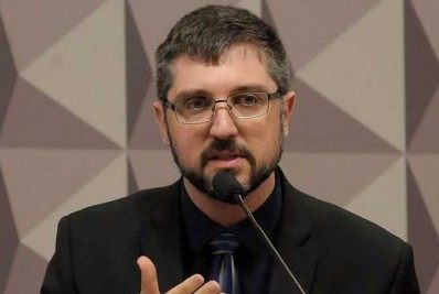 PF retira de investigação delegado que pediu busca e apreensão contra Salles