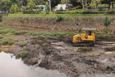 Prefeitura inicia trabalho para desassoreamento e limpeza do rio Piabanha, no Centro
