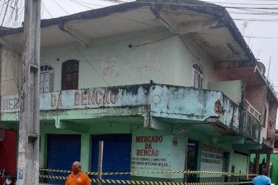 Loja é interditada em Cem Braças pela Defesa Civil de Búzios 