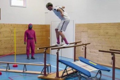 Atleta suíço viraliza nas redes com desafio inspirado em 'Round 6'