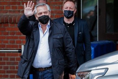 Argentinos votam em eleições parlamentares cruciais para o governo Fernández