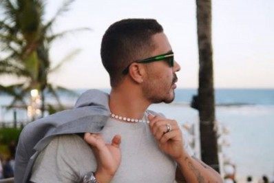 Carlinhos Maia aparece com colar de R$ 1,3 milhão 
