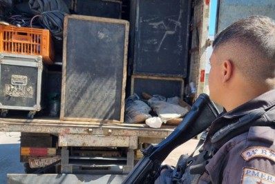 Veículo e equipamentos de som são apreendidos em Itaguaí