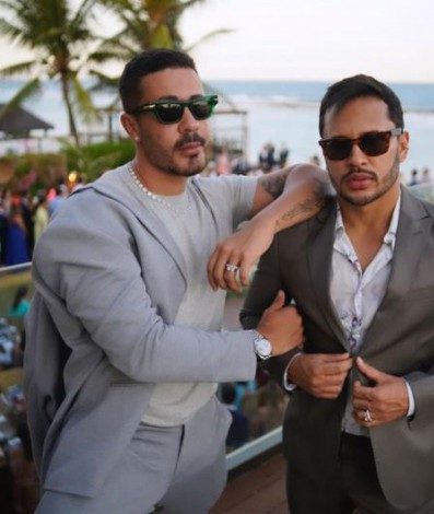 Carlinhos Maia e amigo Saymon Ávila no evento  - Reprodução