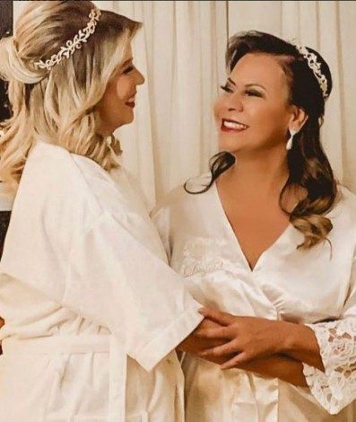 Mar&iacute;lia Mendon&ccedil;a e sua m&atilde;e, Ruth Moreira - Reprodução