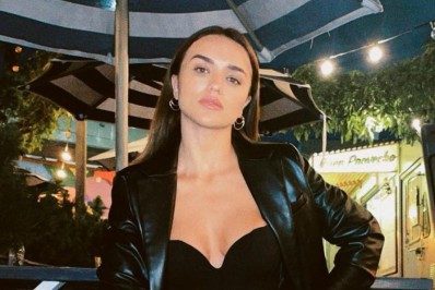 Como assim? Rafa Kalimann curte 'balada silenciosa' nos EUA: 'Doideira boa'